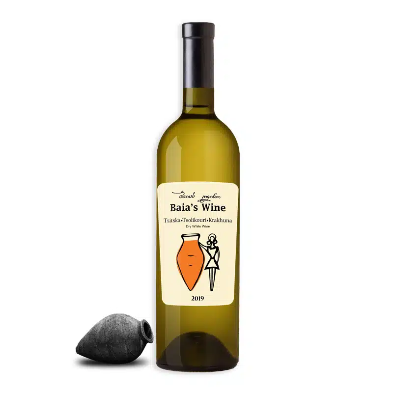 Proef eens deze Baia's Wine 3 grapes, een heerlijke droge, amber wijn met unieke smaak uit Georgië bij Wijnhuis-Mana.nl ✓ Service ✓ Kwaliteit ✓ Snelle levering