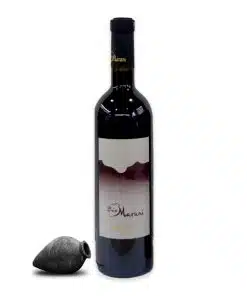 BioMarani Saperavi is een biologische rode wijn met een uniek karakter. Proef de diepgang en rijkdom van deze traditionele Georgische wijn! 🌿