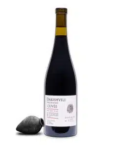 Proef deze Dakishvili Family Cuvee Red, een zachte droge, rode wijn met een unieke smaak uit Georgië bij Wijnhuis-Mana.nl ✓ Service ✓ Kwaliteit ✓ Snelle levering