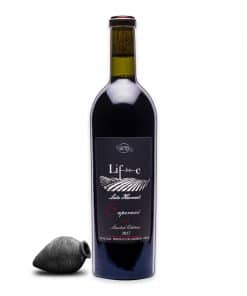 Proef eens deze KSG Life Saperavi, een heerlijke droge, rode wijn met unieke smaak uit Georgië bij Wijnhuis-Mana.nl ✓ Service ✓ Kwaliteit ✓ Snelle levering