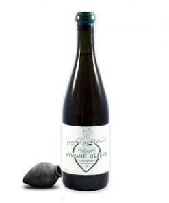 Ontdek de unieke Qvevri wine cellar Mtsvane, een amberwijn vol karakter en diepgang. Proef het rijke erfgoed van Georgië vandaag nog!