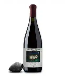 Qvevri Wine Cellar Mtsvivane Kakhuri is een amberwijn van Mtsvivani Kakhuri, gevinifieerd in qvevri door Vano Nareklishvili. Kruidig en floraal.