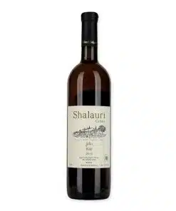 Ontdek de rijke en complexe smaakervaring van Shalauri Kisi, een authentieke Georgische amberwijn. Handmatig geoogst en op traditionele wijze vervaardigd voor een unieke en verfijnde smaak.