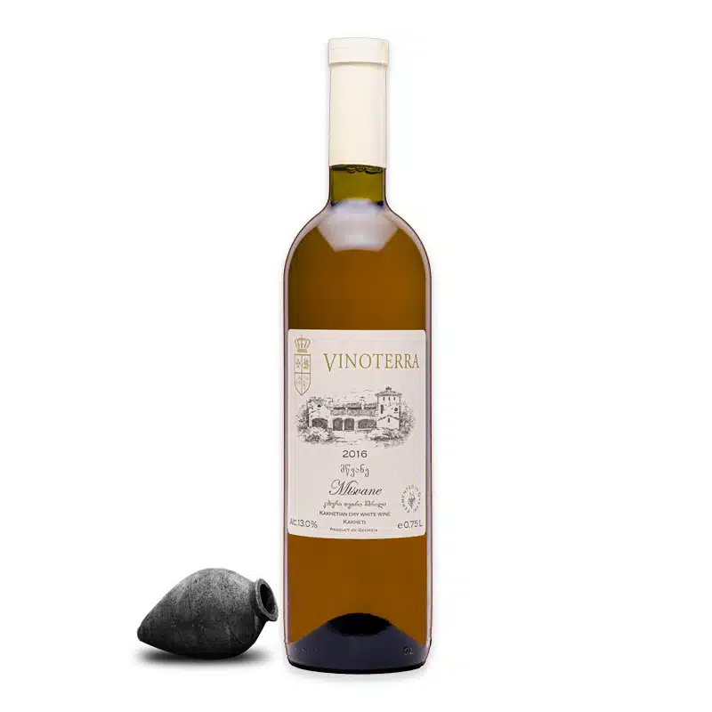 Proef eens deze Vinoterra Mtsvane, een heerlijke droge, amber wijn met unieke smaak uit Georgië bij Wijnhuis-Mana.nl ✓ Service ✓ Kwaliteit ✓ Snelle levering