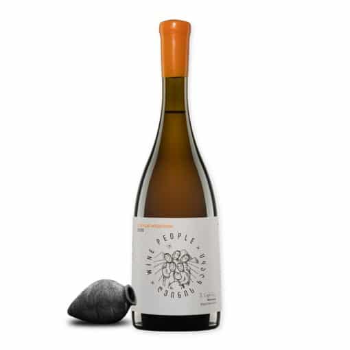 Wine People Kakhuri Mtsvivani is een amberwijn uit Kakheti, gemaakt door Levan Pachikashvili. Tropisch fruit, roos en kruidigheid. Gemaakt in qvevri.