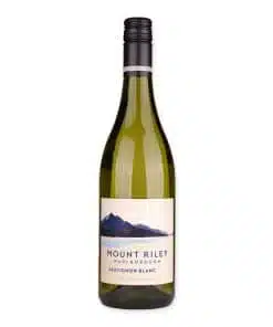 Proef eens deze Mount Riley Sauvignon Blanc , een droge witte wijn uit Nieuw-Zeeland bij Wijnhuis-Mana.nl ✓ Service ✓ Kwaliteit ✓ Snelle levering