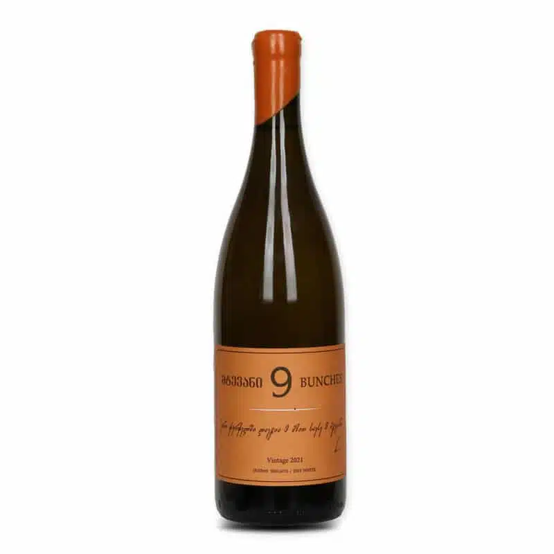 Proef de Vazisubani Estate 9 Bunches 2021, een volle droge, witte wijn met unieke smaak uit Georgië bij Wijnhuis-Mana.nl ✓ Service ✓ Kwaliteit ✓ Snelle levering