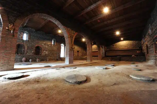 Wijnhuis-Mana.nl | Georgische qvevri methode