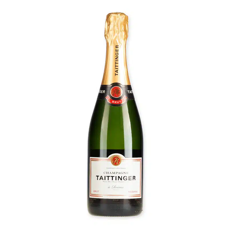 Geniet van de verfijnde en elegante smaak van Taittinger Brut Réserve Champagne. Een blend van Chardonnay, Pinot Noir en Pinot Meunier. Proost! 🍾