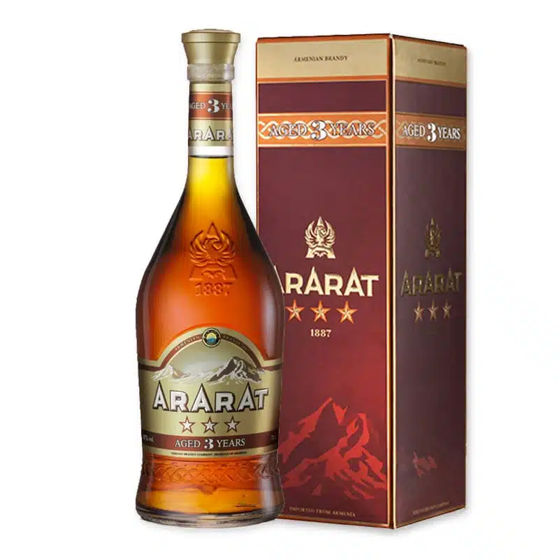 Proef eens deze Ararat 3-Year-Old Brandy, een brandy met een een zachte smaak uit Armenië bij Ghvino.nl ✓ Service ✓ Kwaliteit ✓ Snelle levering
