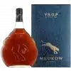 Ontdek Meukow VSOP, de Franse cognac die bekend staat om zijn rijke smaken en elegante complexiteit. Perfect voor connaisseurs en liefhebbers van fijne spirits.