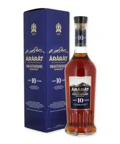 Proef de diepte van Ararat V.S.O.P. Akhtamar Brandymet nuances van gedroogd fruit, eiken en kruiden, geïnspireerd door een Armeense romantische legende. Ideaal voor na een rijk diner.