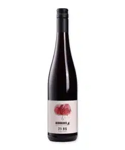 Ontdek Bernhard 71 |95 Cuvée rot trocken Biowein, een premium biodynamische rode wijn uit Duitsland, perfect voor liefhebbers van complexiteit en elegantie.