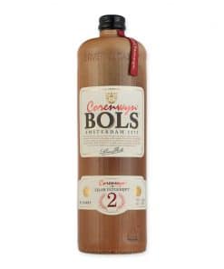 Ontdek de diepgang van Bols Corenwijn 2 Jaar Jenever, gerijpt in eikenhouten vaten en perfect voor elke gelegenheid. Geniet van de rijke smaak van Nederlandse traditie.