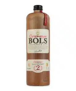 Ontdek de diepgang van Bols Corenwijn 2 Jaar Jenever, gerijpt in eikenhouten vaten en perfect voor elke gelegenheid. Geniet van de rijke smaak van Nederlandse traditie.