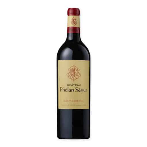 Geniet van de Château Phélan Ségur 2020, een uitmuntende Bordeaux-wijn met diepe tonen van zwarte kers en ceder. Perfect voor bijzondere gelegenheden of als luxueus geschenk.