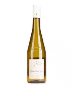 Ontdek Domaine du Colombier Muscadet sur Lie, een elegante witte wijn uit de Loire-vallei, ideaal bij oesters en zeevruchten, met frisse, minerale smaaknoten.