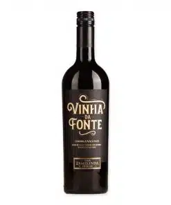 Ontdek Ermelinda Vinha da Fonte, een schitterende rode wijn uit Portugal. Perfect uitgebalanceerd, met nuances van rood fruit en kruiden. Een uitmuntende keuze voor liefhebbers van kwaliteitswijnen.