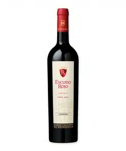 Ontdek Baron Philippe de Rothschild Escudo Rojo Reserva Carmenere 2022, een weelderige Chileense rode wijn met tonen van zwarte bessen en vanille. Ideaal bij rood vlees.