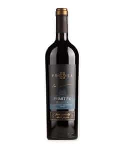Ontdek Fola Primitivo, een robuuste rode wijn gemaakt van gedeeltelijk gedroogde druiven, vol rijp fruit en kruidige nuances. Perfect voor bij stevige maaltijden.
