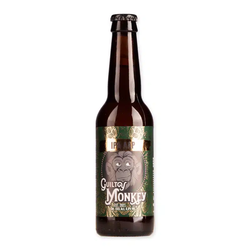 Geniet van Guilty Monkey IPA Aap, een Amerikaanse India Pale Ale met frisse citrus- en dennentonen, een heerlijke bittere afdronk. Ideaal voor liefhebbers van avontuurlijke bieren.