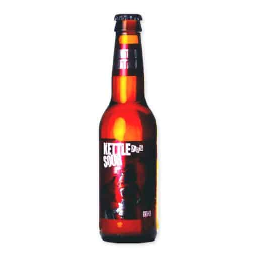 Ervaar de unieke smaak van Guilty Monkey Kettle Sour, met zijn uitgesproken zuurheid en verfrissende citrus aroma's. Ideaal voor zomerse dagen of als culinaire begeleider.