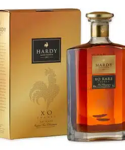 Ontdek Hardy XO Rare Cognac, een symbool van Franse luxe met rijke aroma's van gekonfijt fruit, specerijen en een vleugje vanille. Perfect als digestief of bij een goede sigaar.