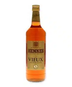 Ontdek de authentieke, rijke smaken van Henkes Vieux 1L, een tijdloze Nederlandse drank bekend om zijn zachte, zoete tonen van vanille en aangename kruidigheid. Ideaal voor zowel puur genot als in cocktails.
