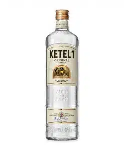 Proef de traditionele smaken van Ketel 1 Jenever, zorgvuldig gestookt in Schiedam met een mix van kruiden en jeneverbes. Ideaal voor puur genot of in cocktails.