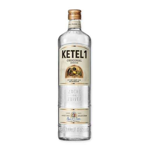 Proef de traditionele smaken van Ketel 1 Jenever, zorgvuldig gestookt in Schiedam met een mix van kruiden en jeneverbes. Ideaal voor puur genot of in cocktails.