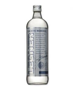 Ontdek Legner Jenever, een traditionele Nederlandse jenever met een zachte, subtiele kruidenmelange, ideaal als aperitief of digestief. Geniet van de rijke smaak.