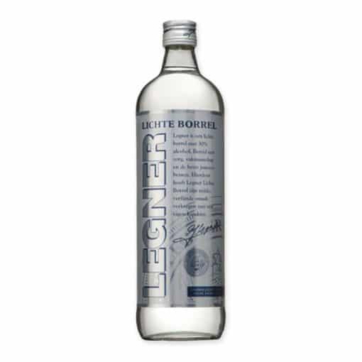 Ontdek Legner Jenever, een traditionele Nederlandse jenever met een zachte, subtiele kruidenmelange, ideaal als aperitief of digestief. Geniet van de rijke smaak.