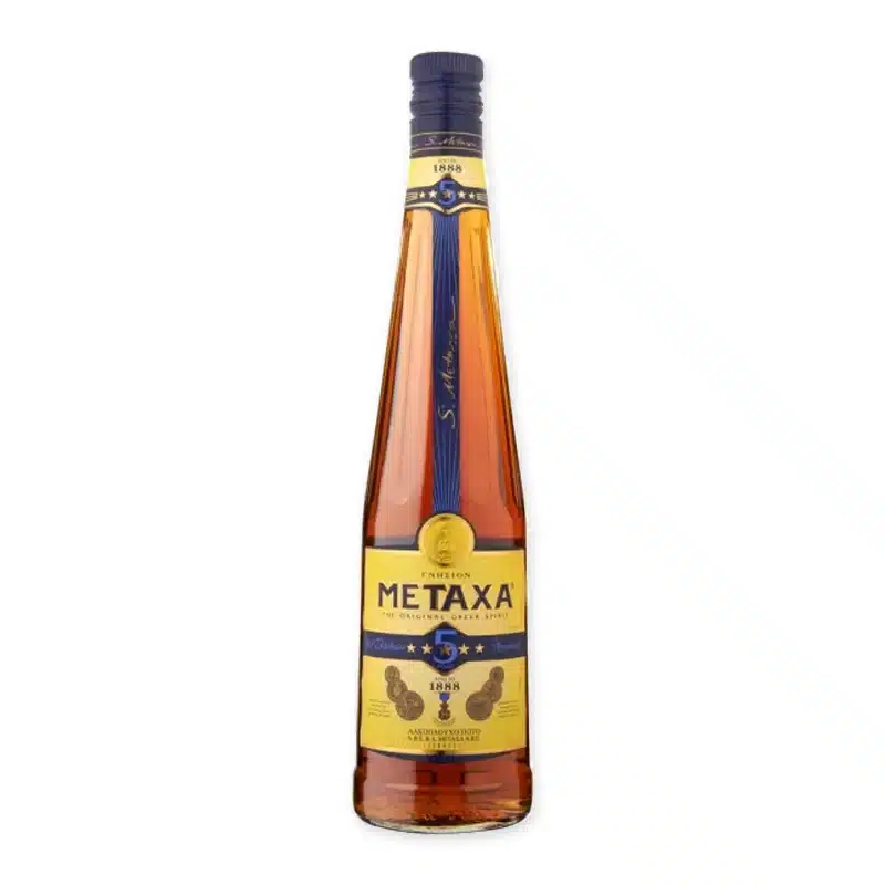 Ontdek Metaxa 5 Ster, een unieke Griekse brandy bekend om zijn diepgaande aroma's van vanille en gedroogd fruit, perfect voor na het diner of in een klassieke cocktail.