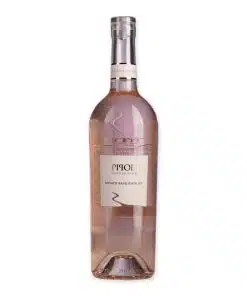 Ontdek Pipoli Rosato Aglianico, een Italiaanse rosé vol met karakteristieke rode bessen en een subtiele kruidigheid. Perfect voor elke gelegenheid.