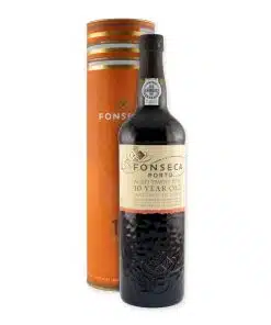 Ontdek de diepe en uitnodigende smaken van Porto Fonseca Tawny 10 Year Old, een perfecte keuze voor fijnproevers en liefhebbers van klassieke Portugese port.