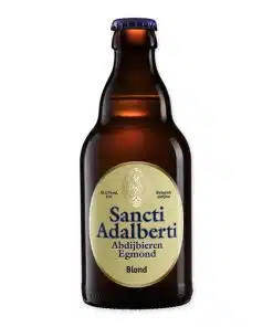 Ontdek het Sancti Adalberti Blond! Dit ambachtelijke bier, gebrouwen in de abdij van Egmond, biedt een perfecte balans tussen bloemige en kruidige noten, ideaal voor elke gelegenheid.