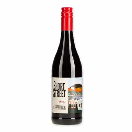 Ontdek Short Street Shiraz, een alcoholvrije wijn met de volle smaak van rijpe bessen en kruiden. Ideaal voor elke gelegenheid zonder compromis op kwaliteit.