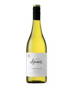 Ontdek Spier Signature Chenin Blanc, een levendige witte wijn met tonen van peer, appel en tropisch fruit, perfect voor zeevruchten en lichte salades.