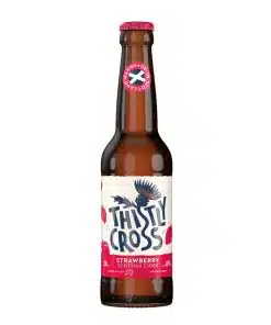 Ontdek Thistly Cross Strawberry, de verfrissende cider uit Schotland met rijke aardbeiensmaak. Ideaal voor zomerse dagen en speciale gelegenheden.