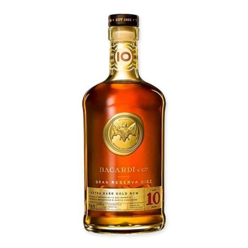 Bacardi Gran Reserva Diez is een 10 jaar gerijpte rum met tonen van toffee, banaan en eiken. Perfect puur of in een Rum Old Fashioned.