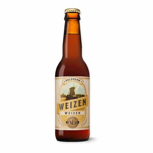 Ervaar de frisse, fruitige tonen van Brouwerij Volendam VD Weizen, perfect voor elke gelegenheid. Verwen je smaakpapillen met de beste Weizen van Nederlandse bodem!