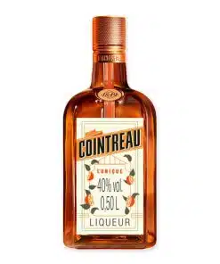Cointreau is een Franse sinaasappellikeur met 40% alcohol. Fris, droog en onmisbaar in cocktails zoals Margarita en Cosmopolitan.