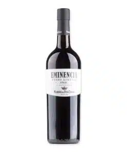 Eminencia Pedro Ximenez Sherry is intens zoet met rozijnen, vijgen en mokka. Perfect bij chocolade, notendesserts of blauwe kaas.