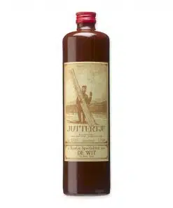 Juttertje Kruidenbitter is een ambachtelijke Texelse likeur met 14 kruiden. Zacht, lichtzoet en al sinds 1930 familie-eigendom.
