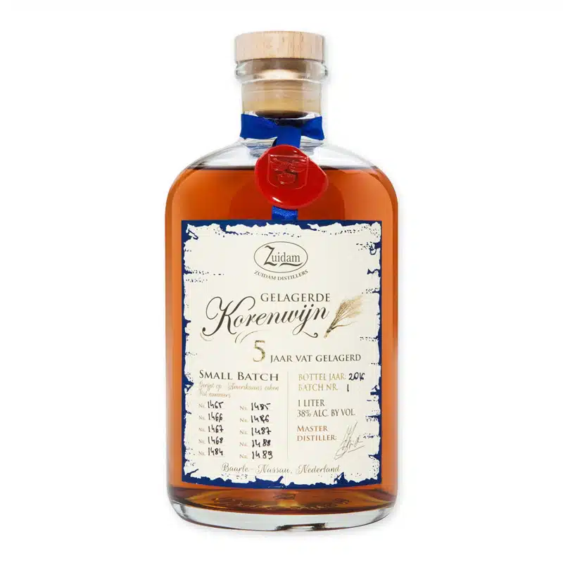 Zuidam Korenwijn 5 Jaar is een traditionele korenwijn, 5 jaar gerijpt op eikenhout. Vol, zacht en ambachtelijk gestookt in Nederland.