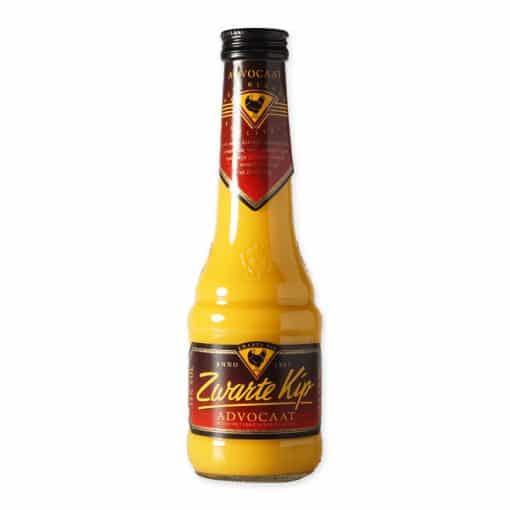 Zwarte Kip Likeur Advocaat is een romige eierlikeur met verse eieren en vanille. Traditioneel, zacht en ideaal voor desserts en cocktails.
